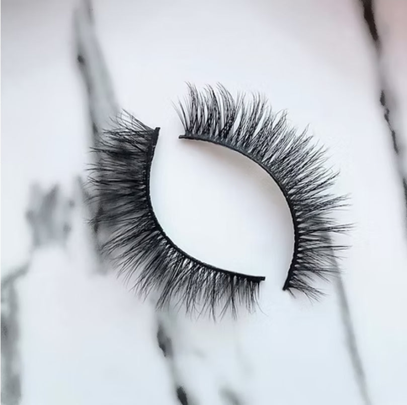 Lovely Strip Lashes